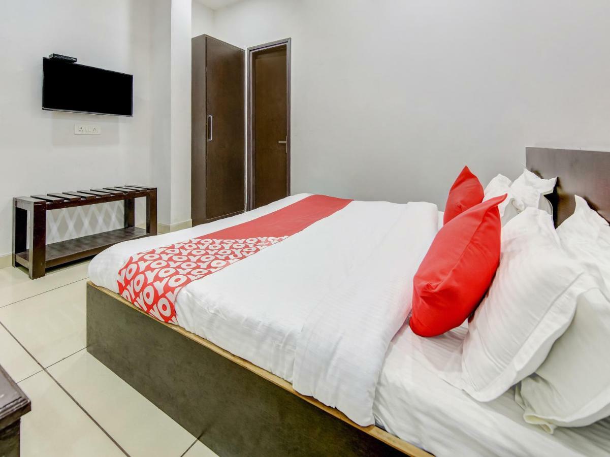 Oyo 27999 Hotel Deep Sirsa Extérieur photo