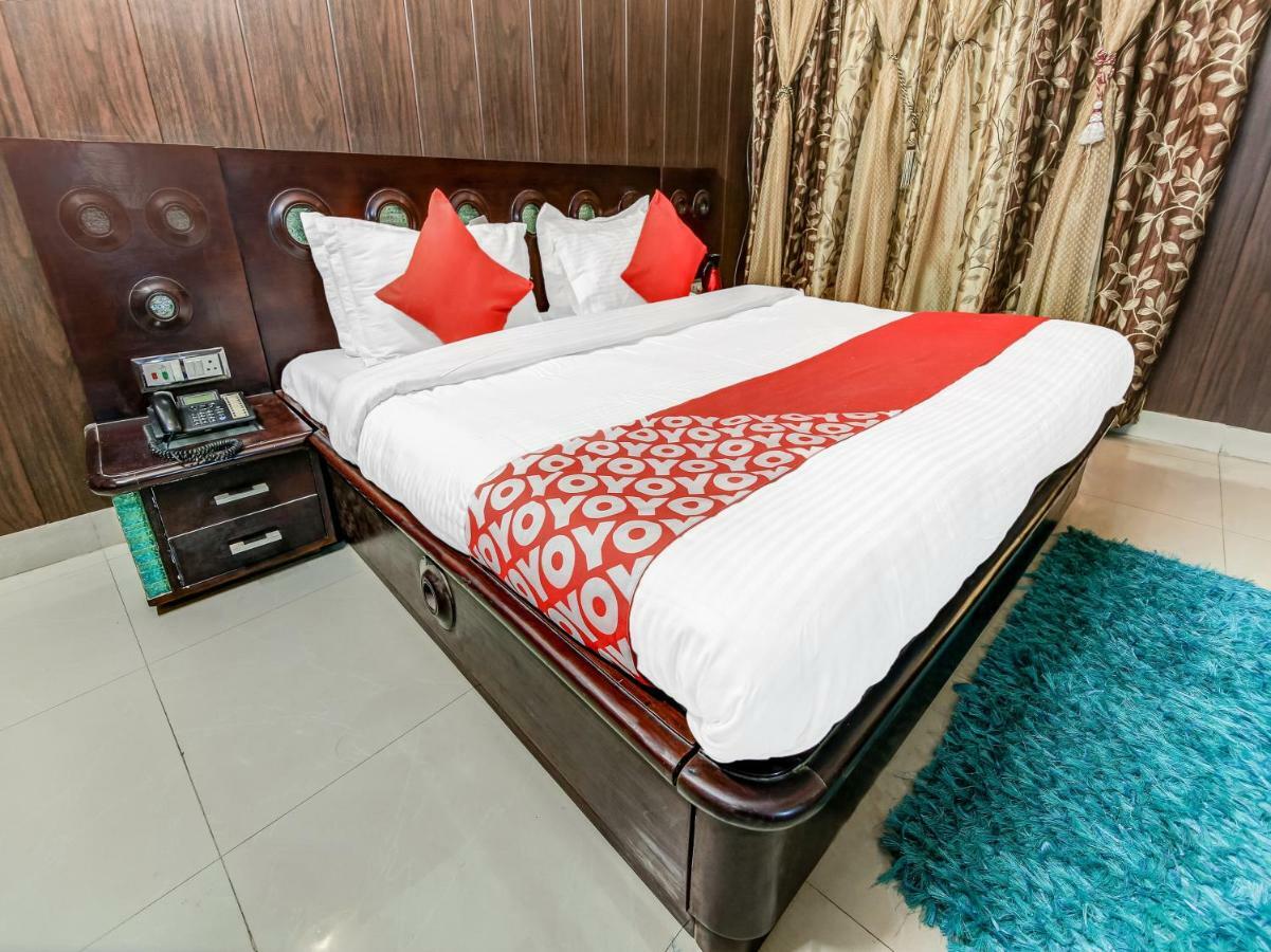 Oyo 27999 Hotel Deep Sirsa Extérieur photo