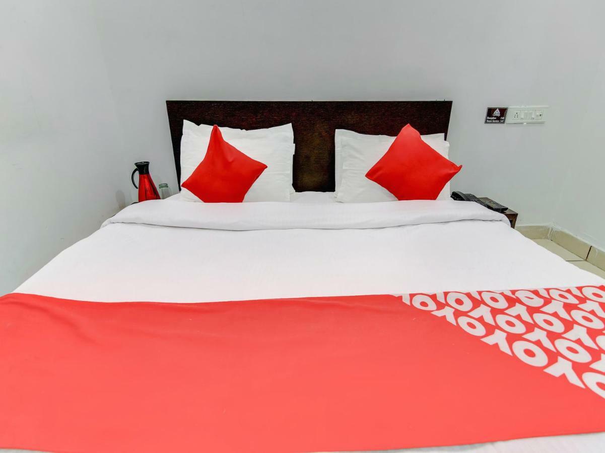 Oyo 27999 Hotel Deep Sirsa Extérieur photo
