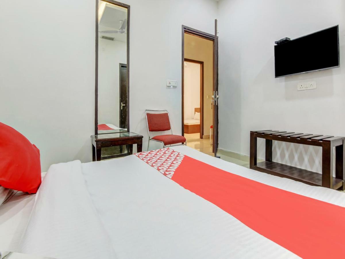 Oyo 27999 Hotel Deep Sirsa Extérieur photo