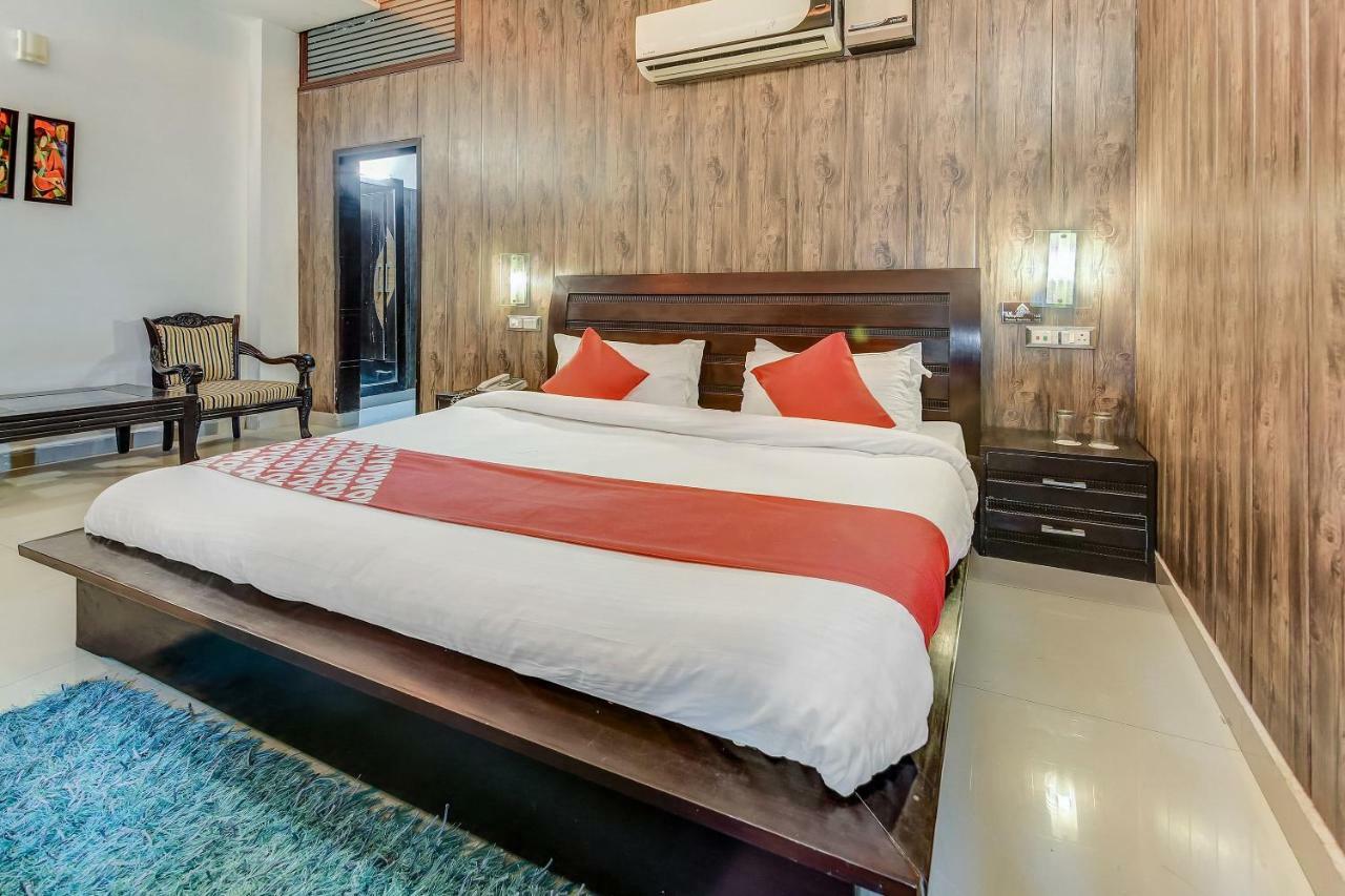Oyo 27999 Hotel Deep Sirsa Extérieur photo