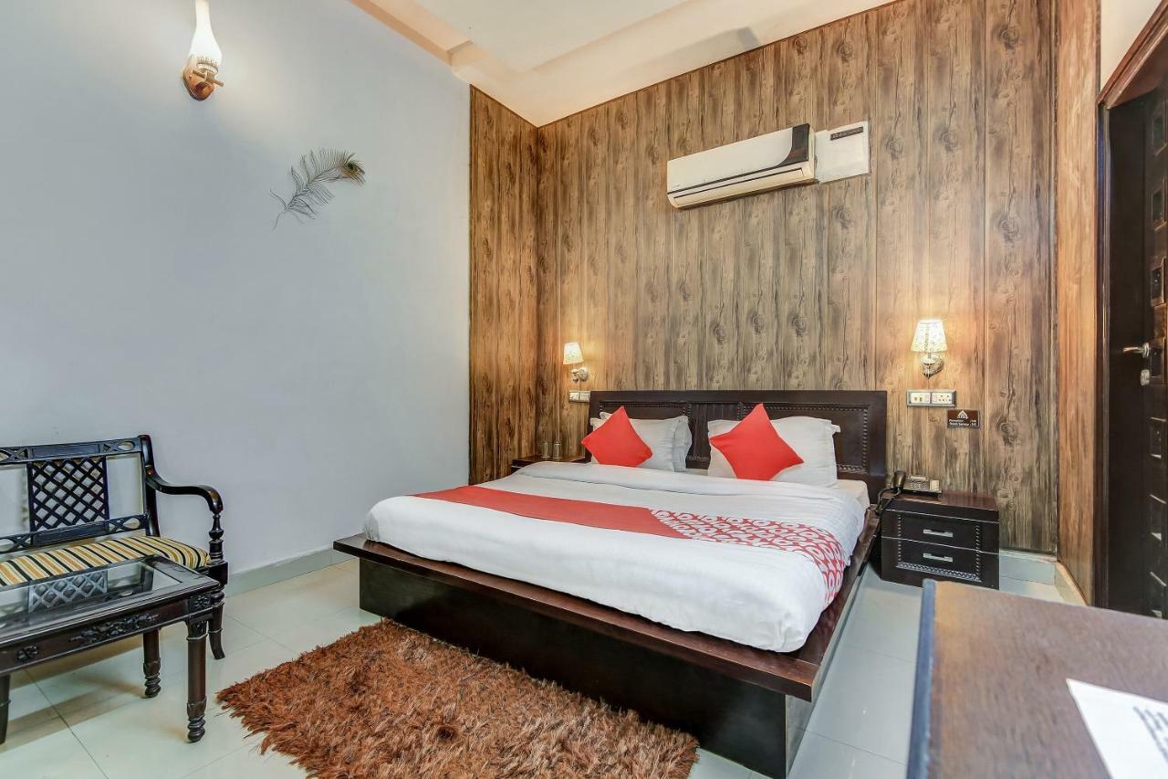 Oyo 27999 Hotel Deep Sirsa Extérieur photo